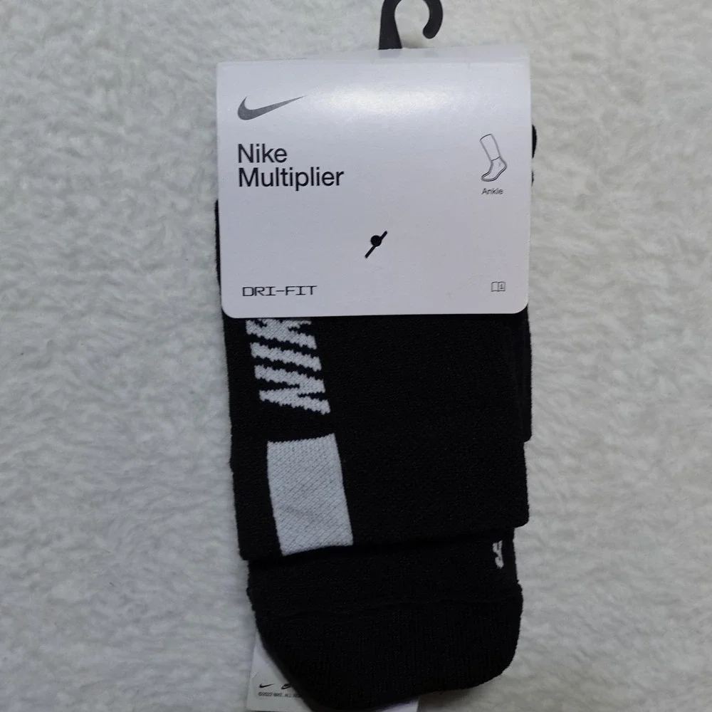 Nike Multiplier Ankle Socks Unisex M Black Dri-FIT 2-Pair Pack SX7556-010